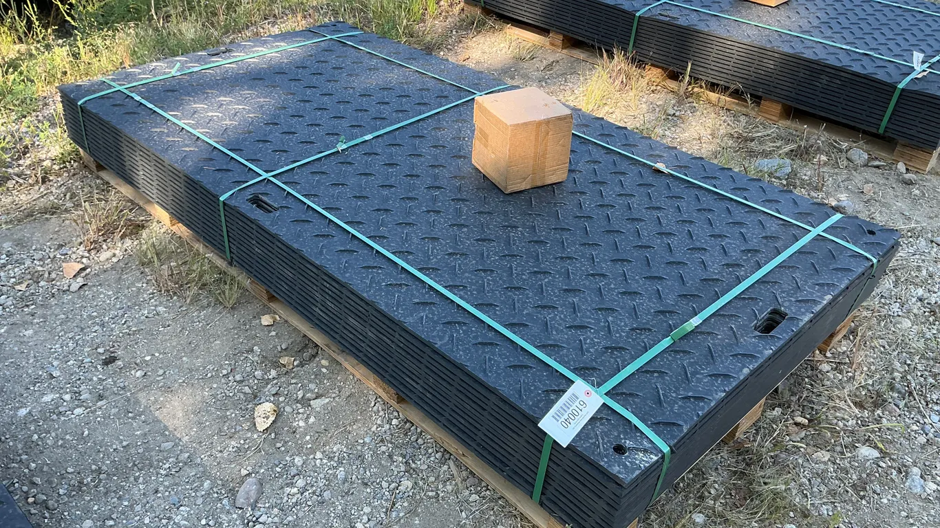 UNUSED SKLP SK-LJB12 POLYETHYLENE BOARD ROADBED PROTECTION PAD