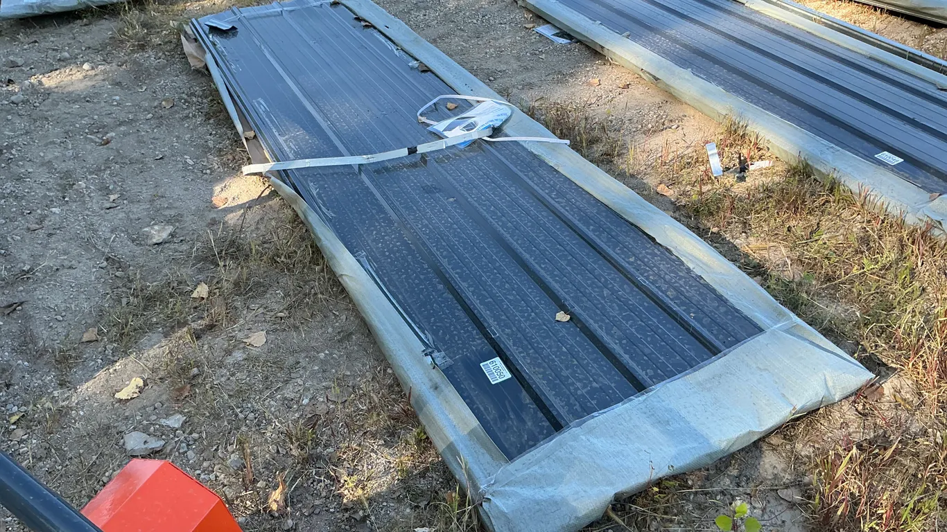 UNUSED SKLP SK-H50 (50) 12’ GALVALUME RIB STEEL PANELS