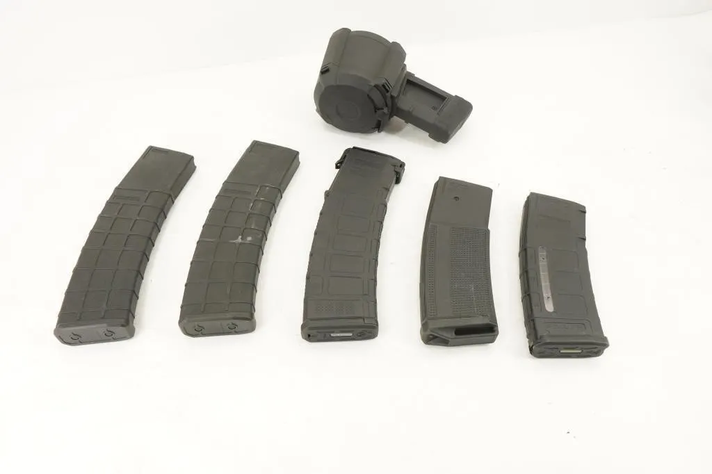 AR Magazine Lot 5 Mags and 1 60 Round Dru 5.56