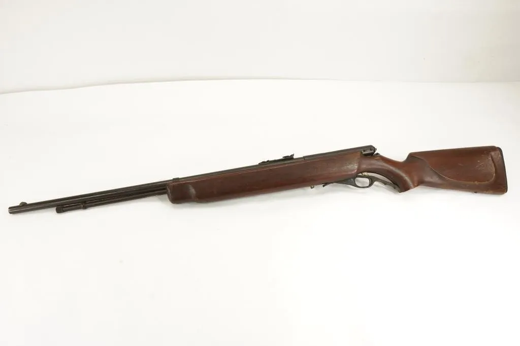 O.F. Mossberg & Sons S46B .22 S/L/LR