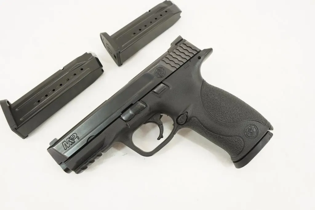 Smith & Wesson M&P 9 9mm