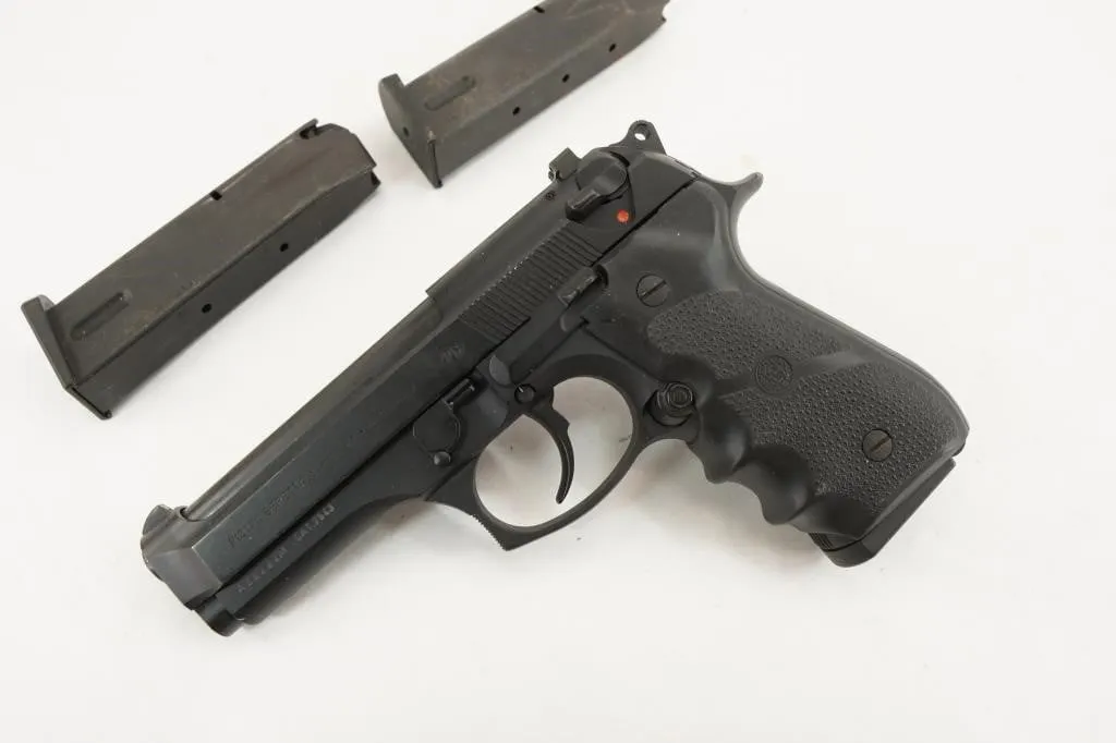 Beretta 95 Centurion .40 S&W