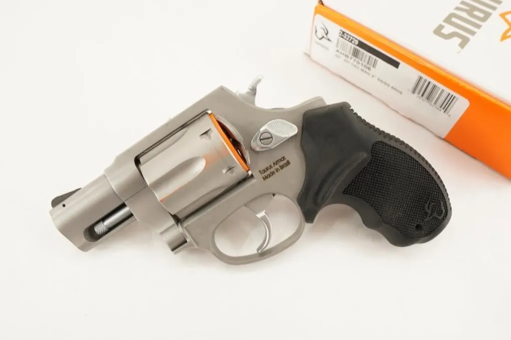 Taurus Armas 327 .327Fed
