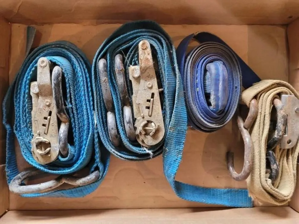 4 Ratchet Straps