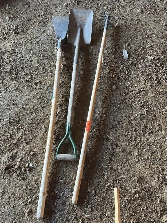 Shovels and Dual Headed Weeding Rake