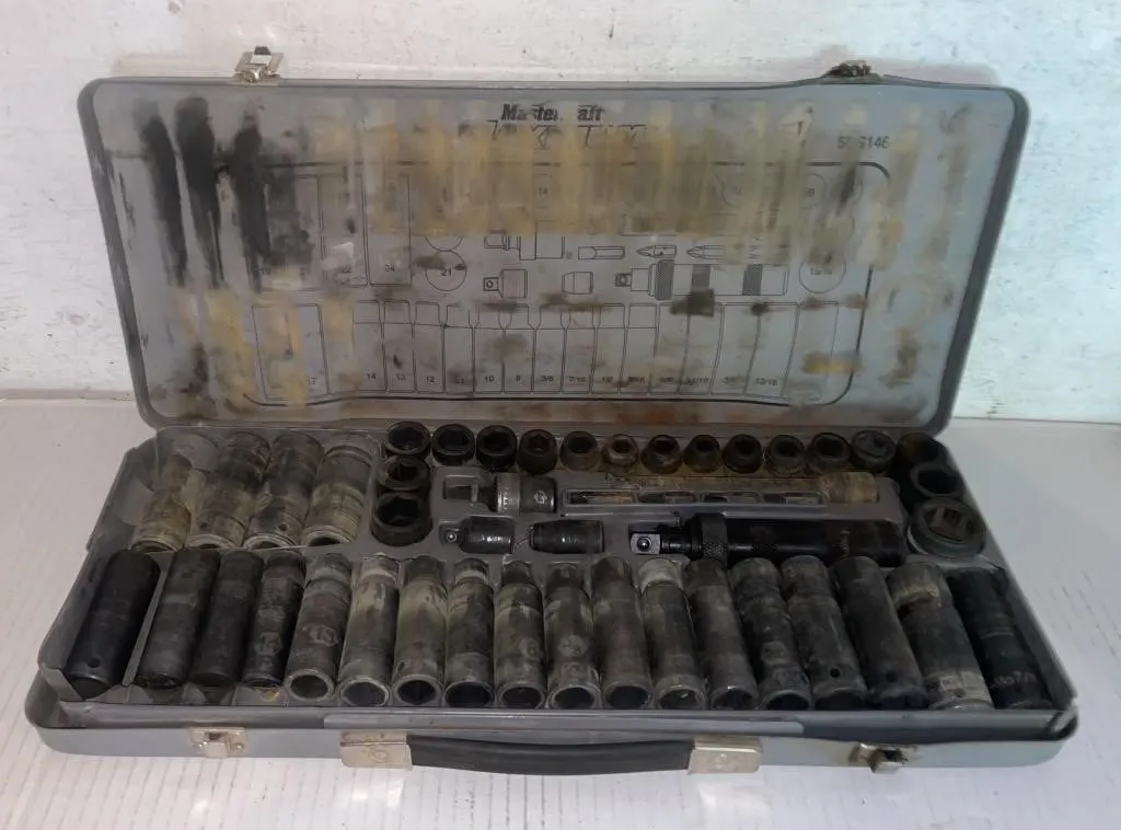 Mastercraft Maximum Impact Socket Set. Half-inch