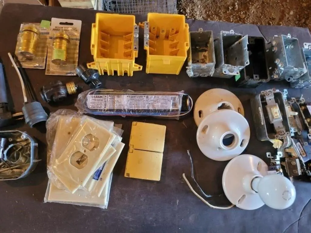 Assorted 110 V Electrical Supplies
