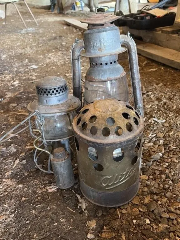 Vintage Oil Lamps with oil Tin