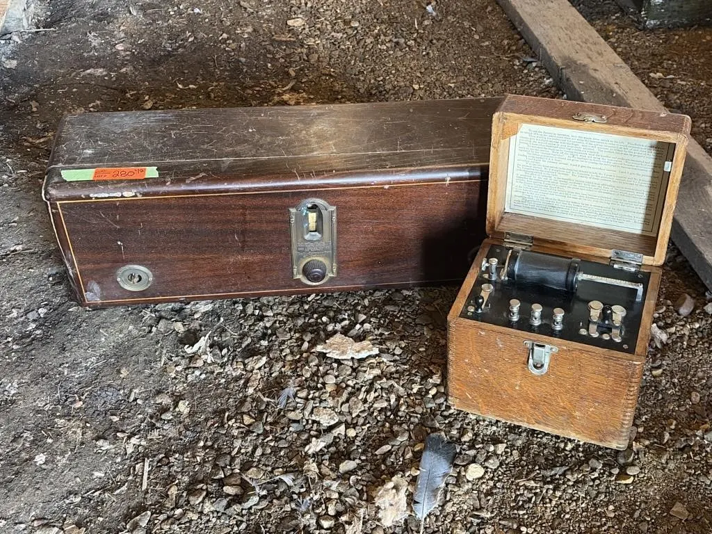 RCA Radiola 17 & Apollo Medical Apparatus