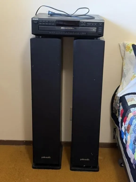 Sony 5-disc CD changer & a pair of Polk Audio