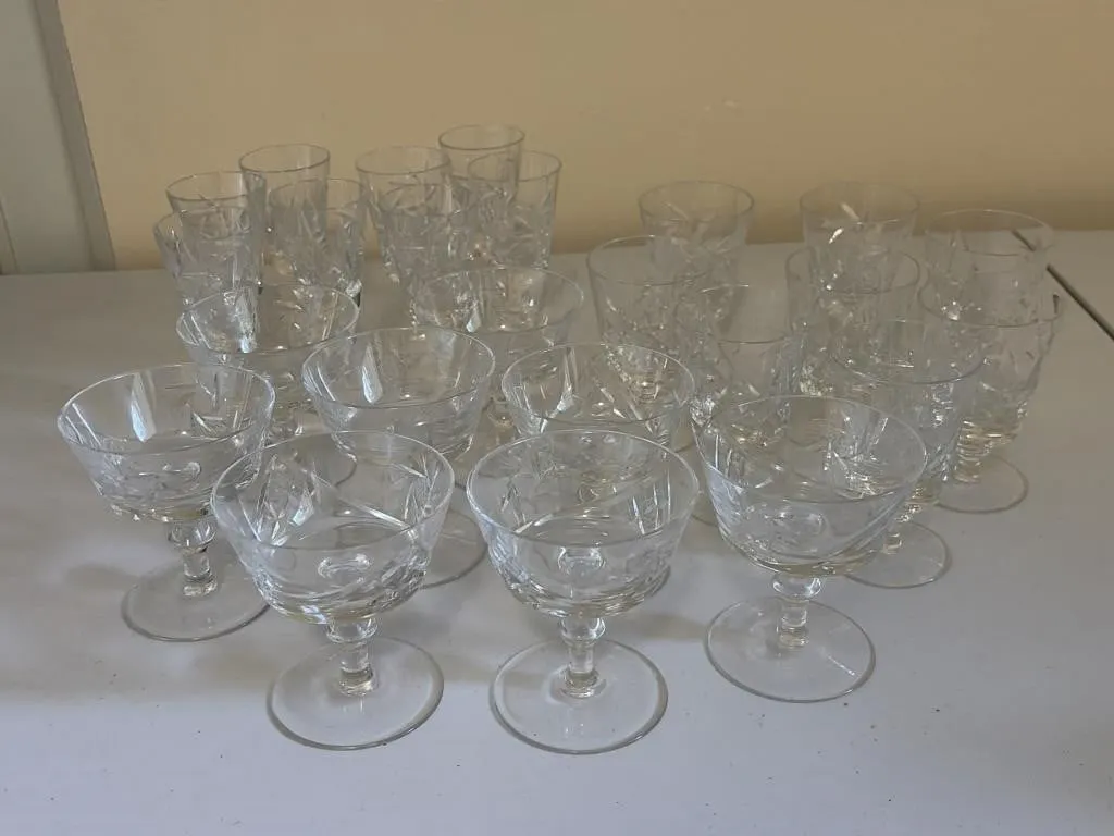 24 Crystal Drinking Glasses