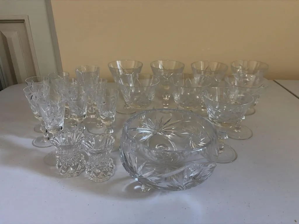 Crystal Drinking Glasses, Bowl & Toothpicks