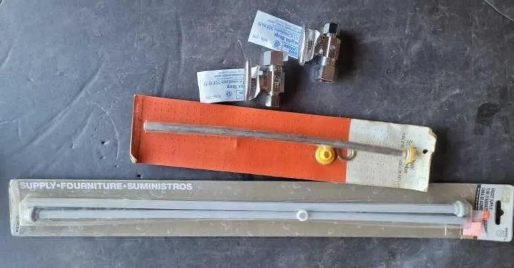 2 Plastic Supply Lines 3/8",1 Supply Line 1/2" ,