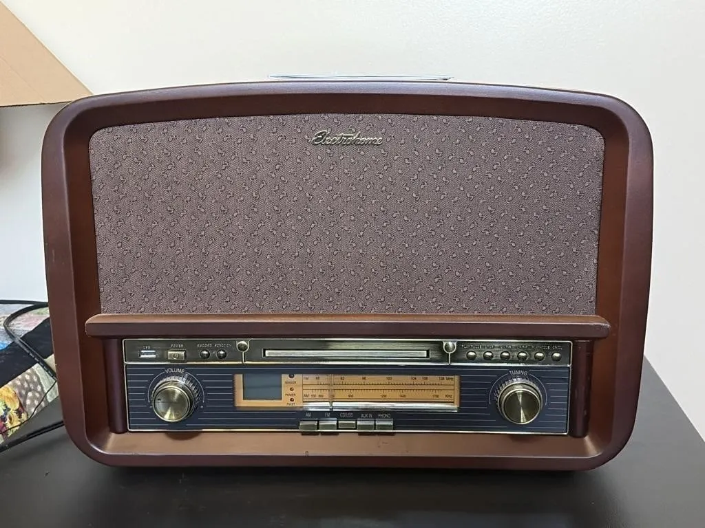 Electrohome Signature Music System