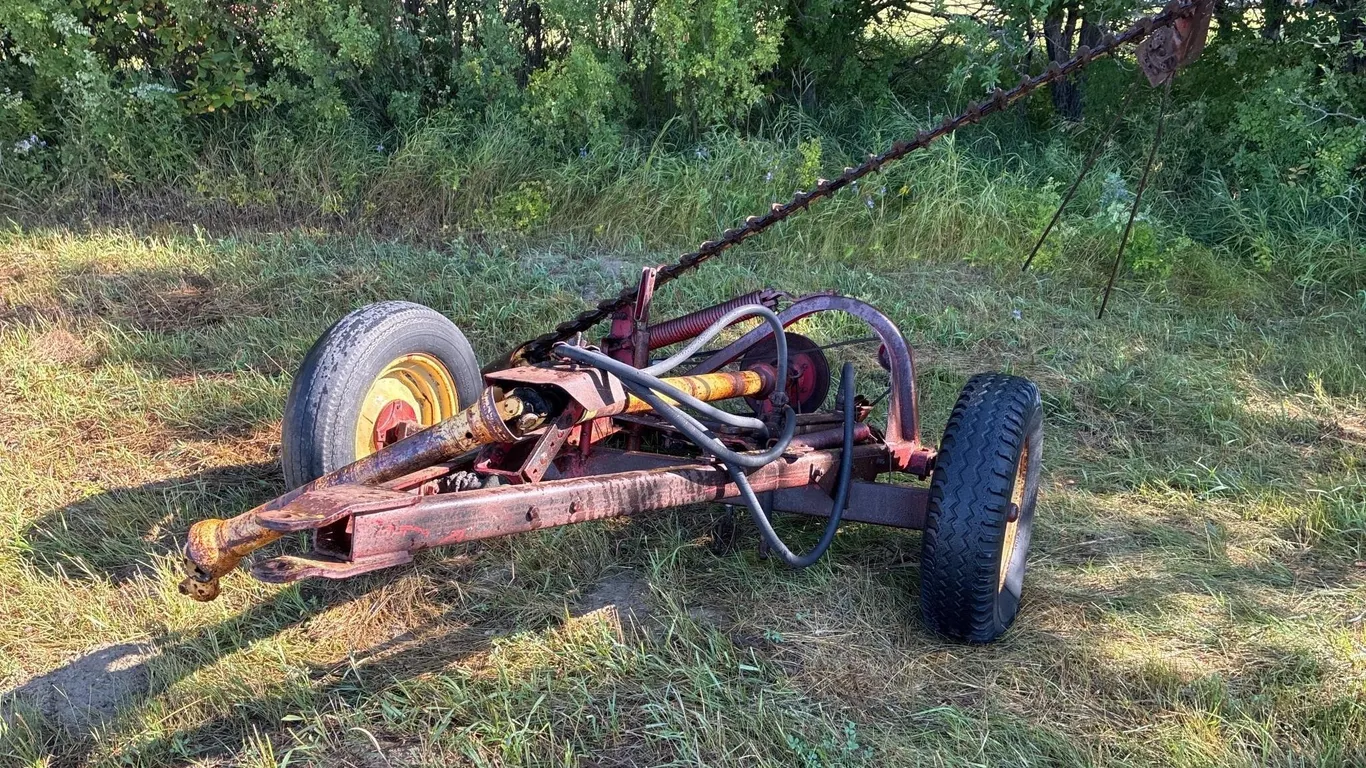 NH 455 sickle mower. 7ft Sickle, S/N 3032