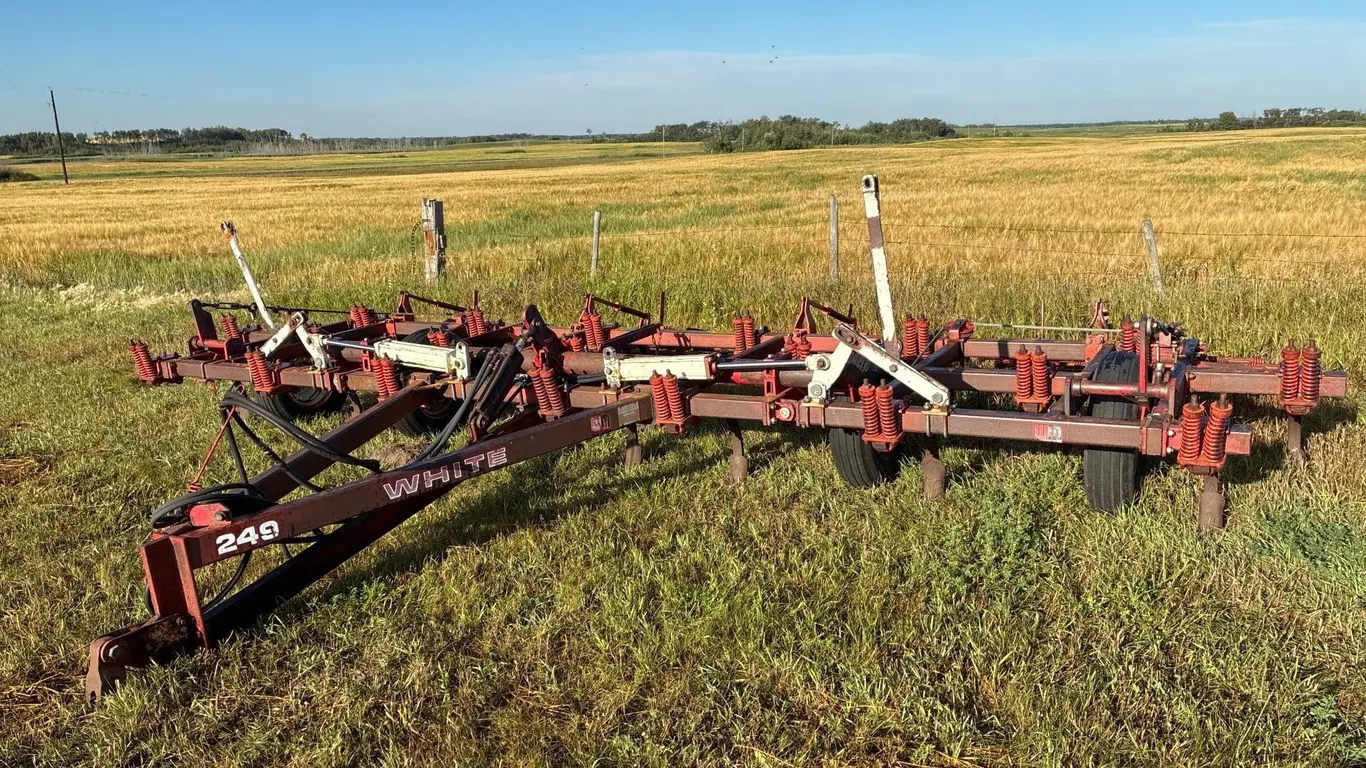 White #249 Cultivator, 20ft, S/N20-1014-6