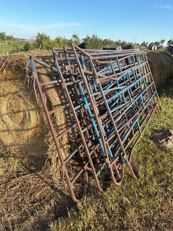 10 Panels 9 are 10ft and one is 12ft