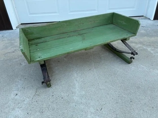 Wagon seat in nice condition