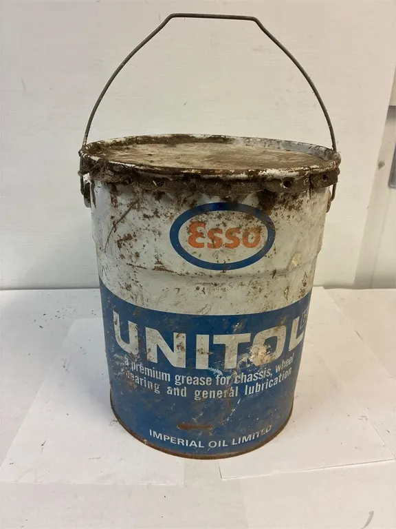 Esso Unitol blue grease 35 lb pail