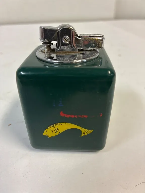 Fisher lighter