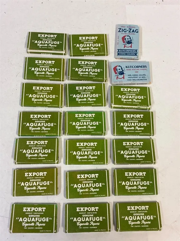 21 full packs of cigarette papers