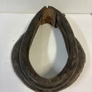 Small Leather Collar. 15.5”
