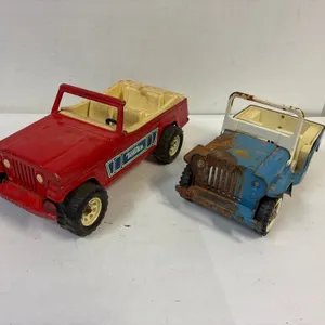 2 Tonka Jeeps