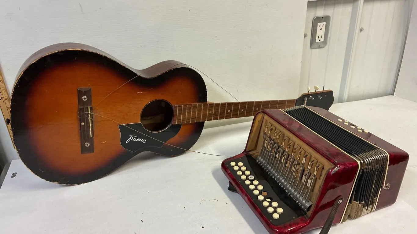 Guitar and accordion for parts