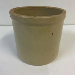 Crock. NVC  about a 1 gallon