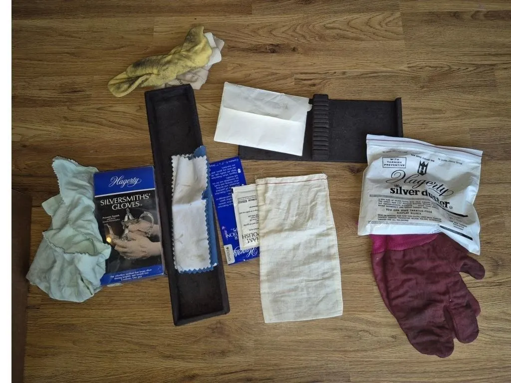 Hagerty Silver Cleaning Cloths & Gloves