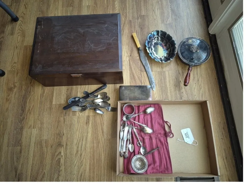 Vintage Silverplate Flatware Set