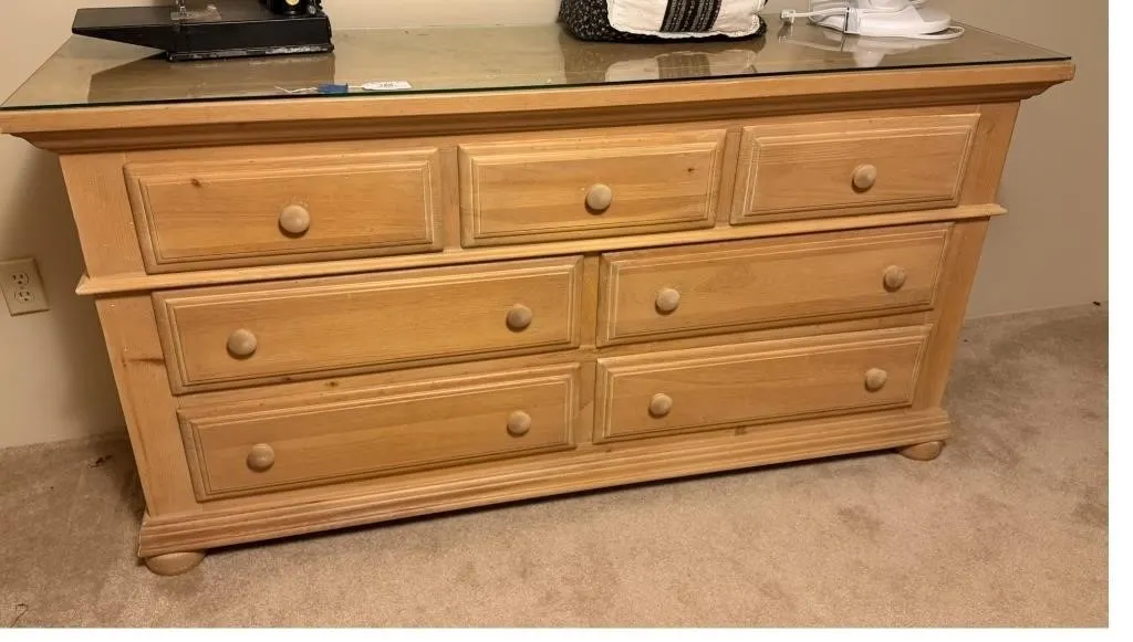 Wood Dresser with Glass Top 7 Drawer
