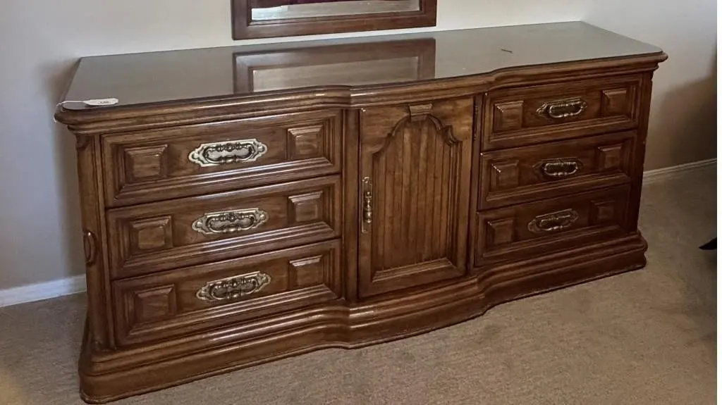 Wood Dresser