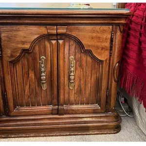 Wood Nightstand & Lamp