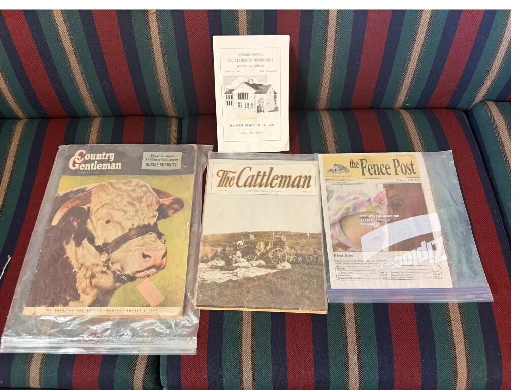 Vintage Cattle/Farming Magazine Lot of 4