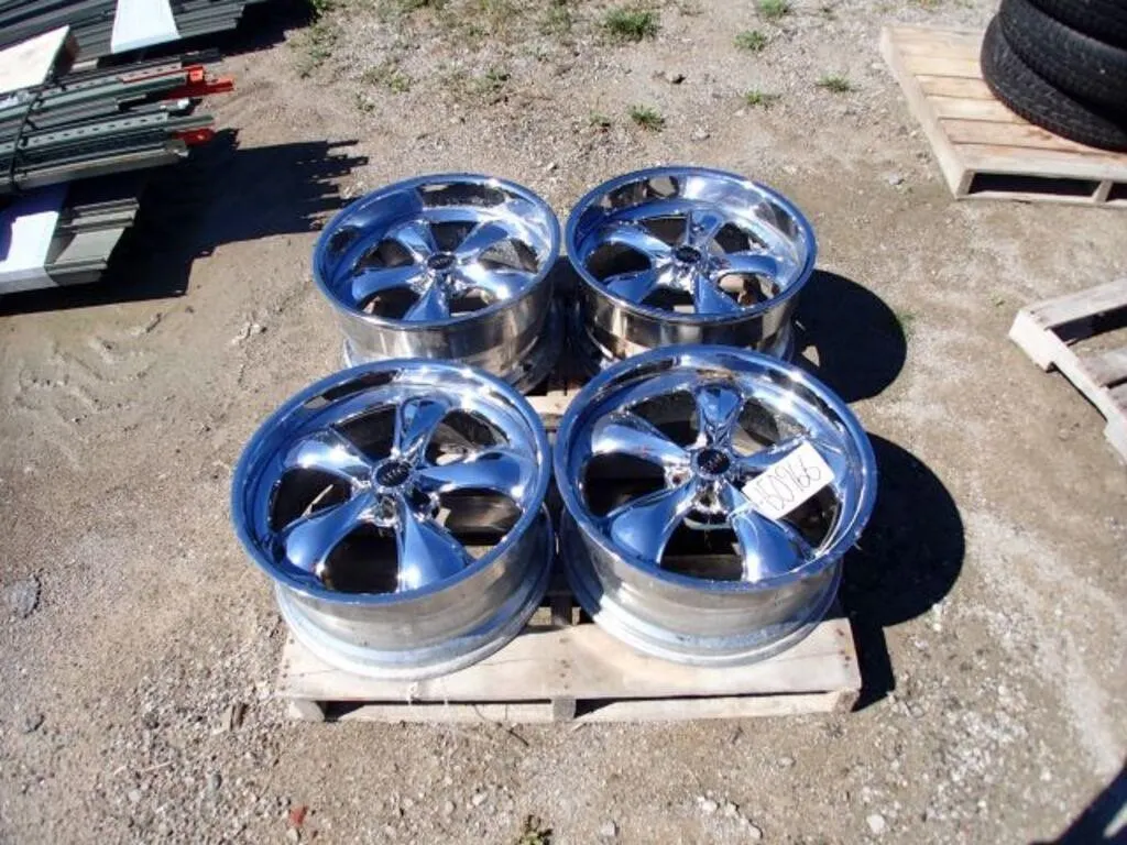 Qty Of (4) Foose 20 In Rim(s)