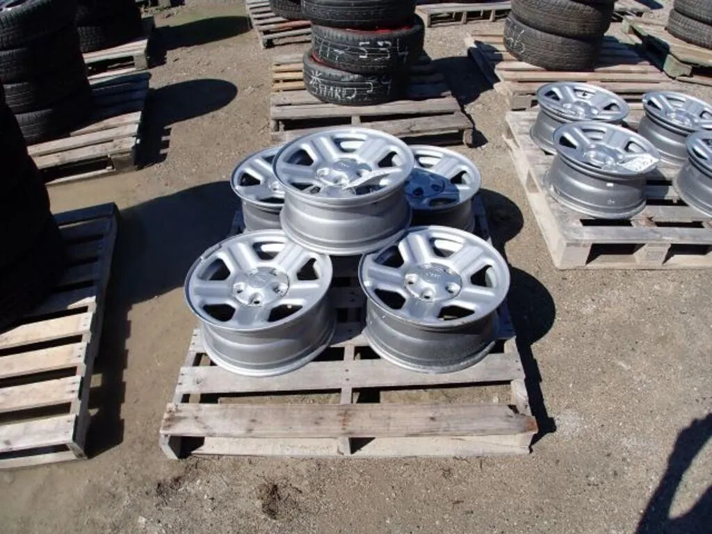 Qty Of (5) Jeep Steel Rim(s)