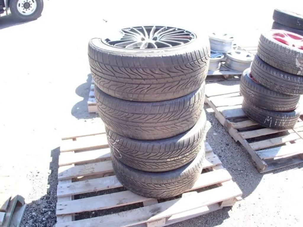 Qty Of (4) Hankook Ventus V4 235/45R18 Tire(s) &