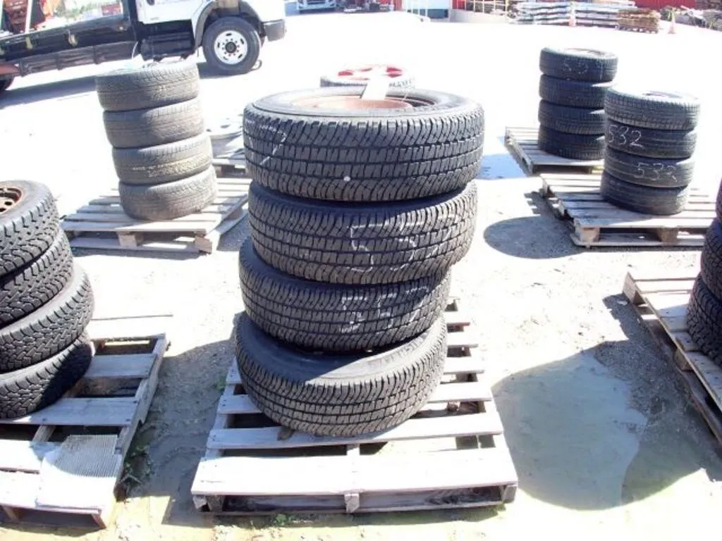 Qty Of (4) Michelin LTX 245/75R17 Tire(s) & Rim(s)
