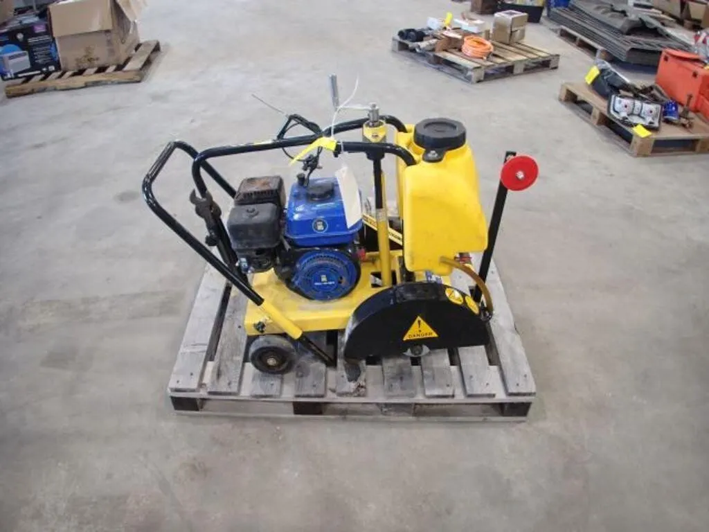 Powerfist Concrete Cutter