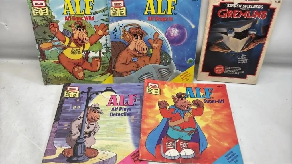 Vintage Alf Gremlins Books lot
