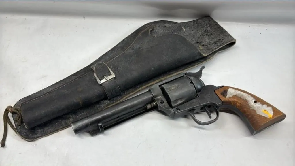 Vintage BB Gun made in Italy Ranger & Holster
