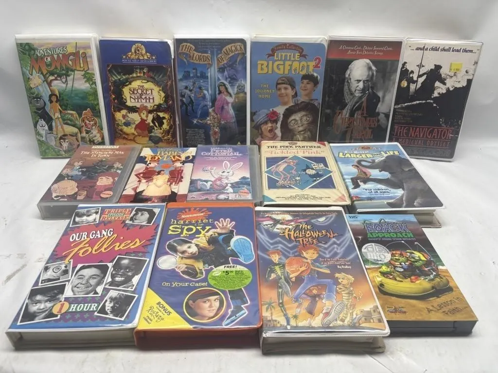 Lot of 21 Children's/Family VHS Tapes
