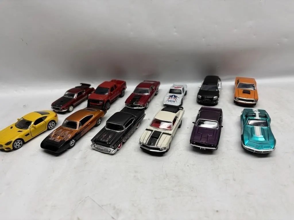 Lot of Die-Cast Model Cars, 1:64 Scale