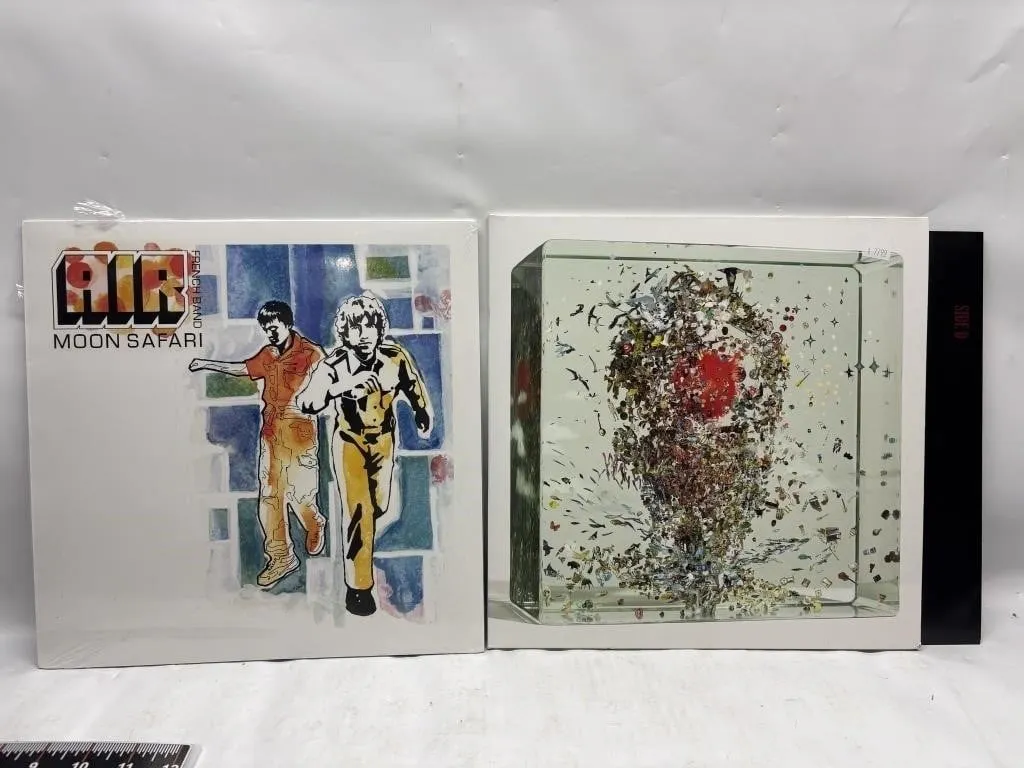 Air Moon Safari & Jacob Collier Djesse Vol.4 LPs