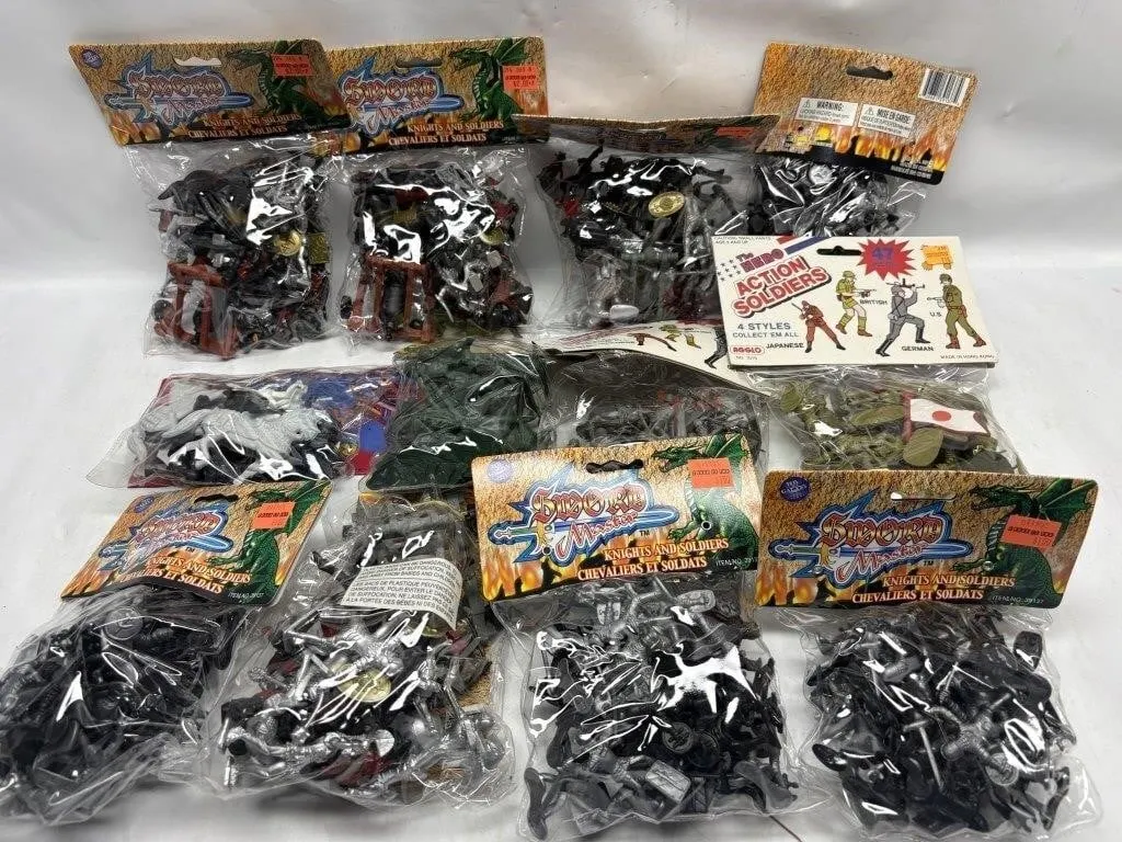 Sword Master Knights & Army Men Toy Lot