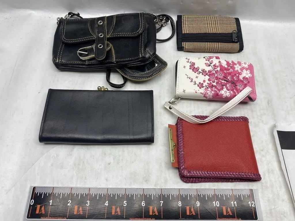 Assorted wallets and wristlets (6)