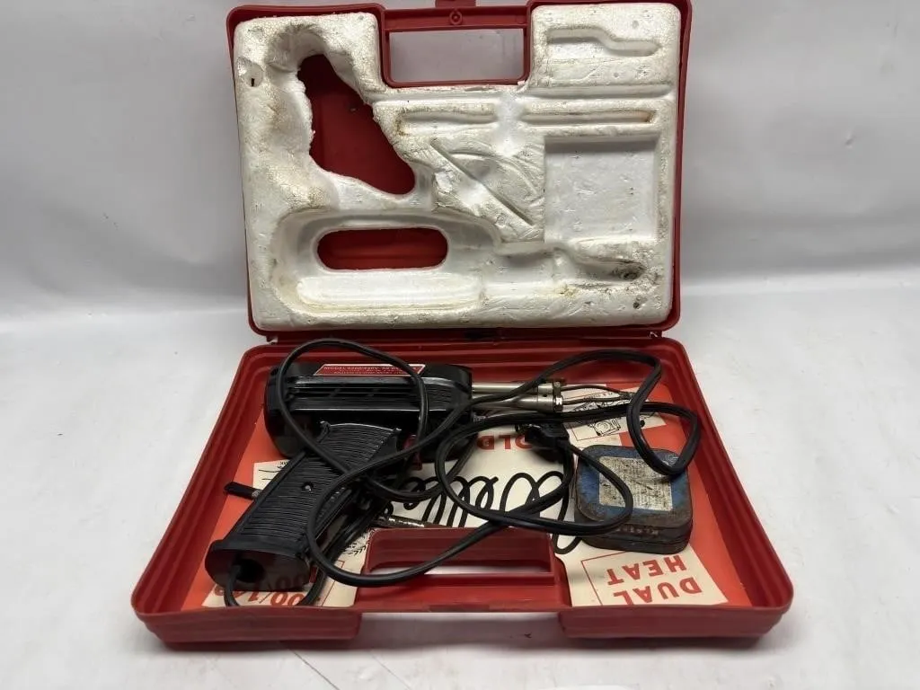 Weller 8200 Soldering Gun Kit in Case