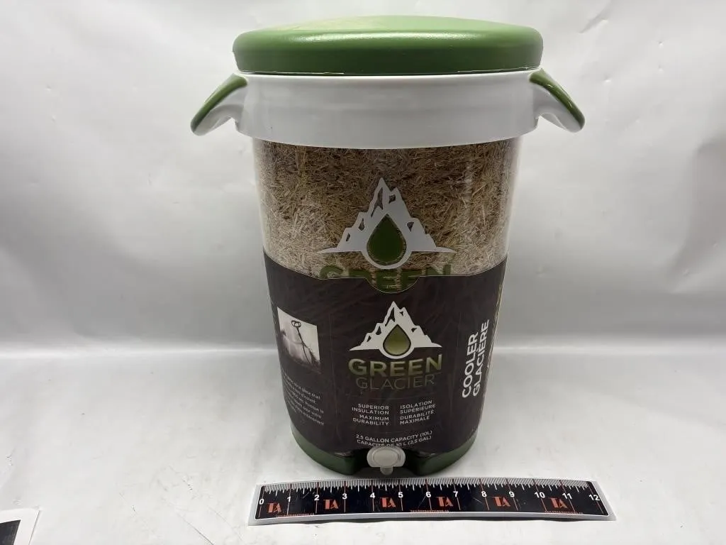 Green Glacier 2.5 Gallon Straw-Insulated Cooler