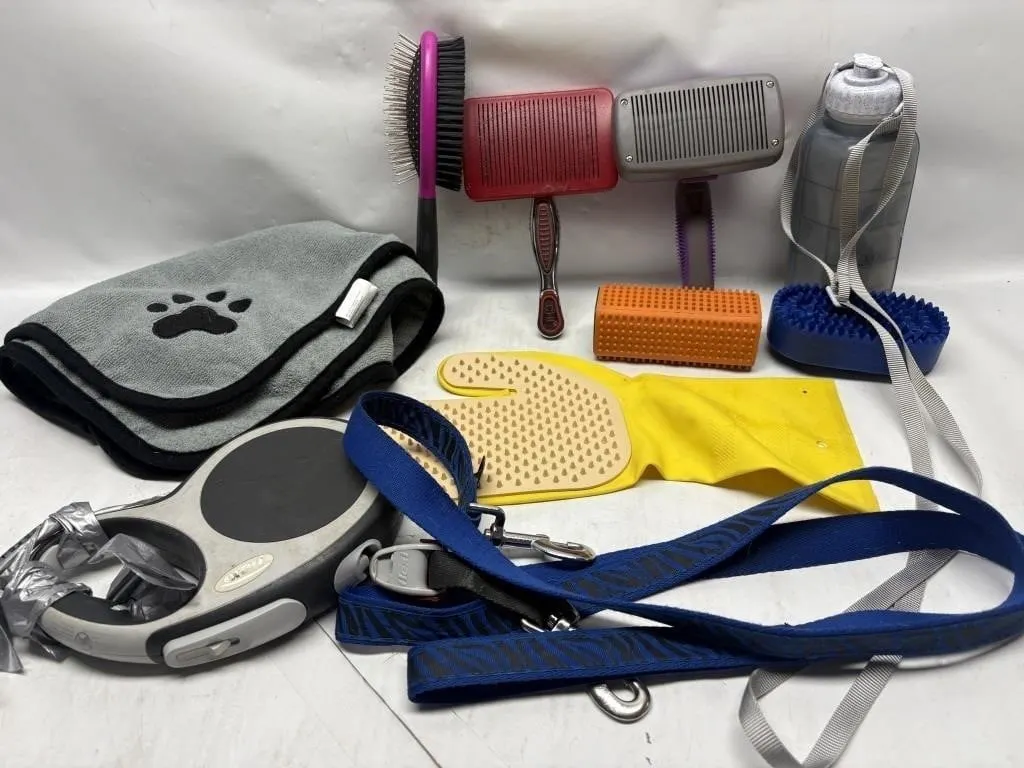 Pet Grooming Tools, Brushes, Leashes & Accessories